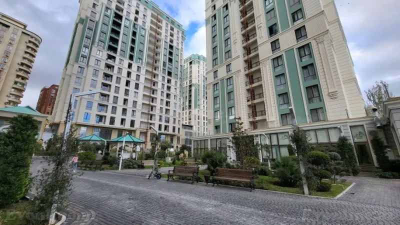 Satılır 2 otaqlı Mənzil Yeni tikili 93 m² Gənclik m. - şəkil 7