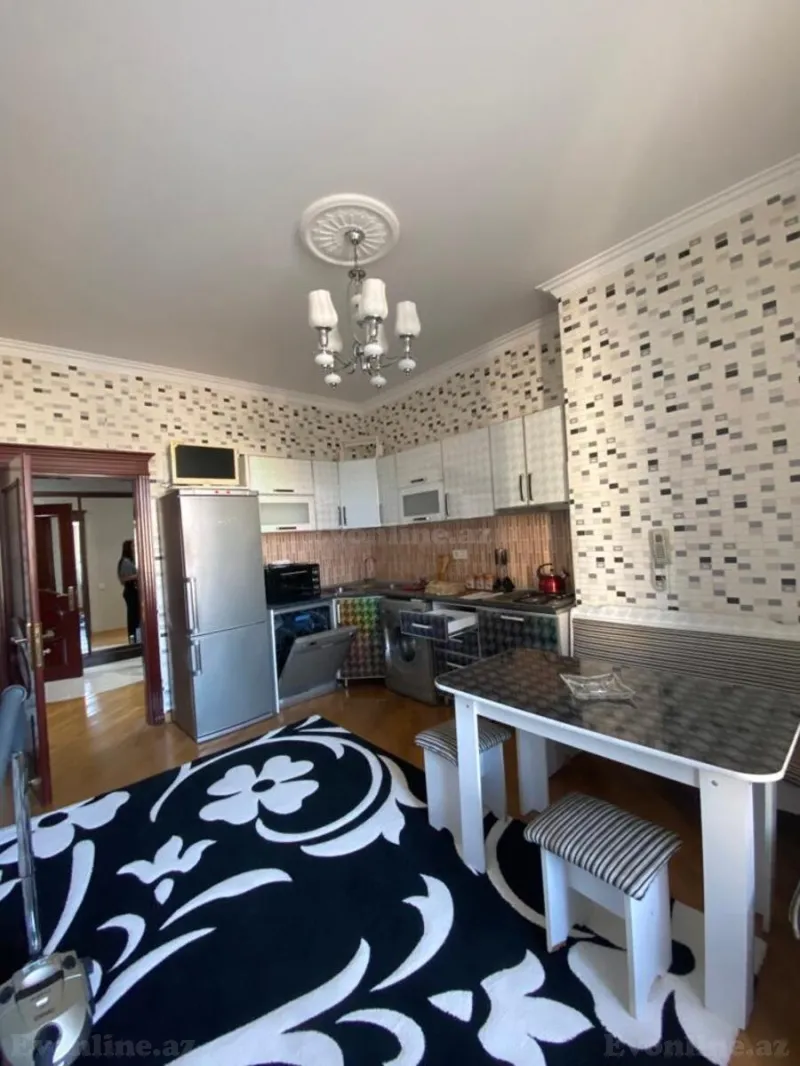 Kirayə verilir 2 otaqlı Mənzil Yeni tikili 90 m² Xətai m. - şəkil 5