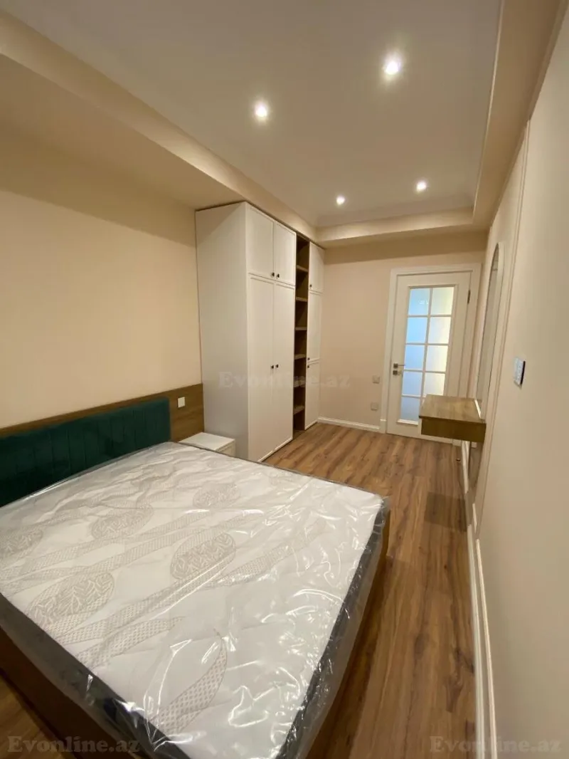 Satılır 2 otaqlı Mənzil Yeni tikili 65 m² 28 May m. - şəkil 2