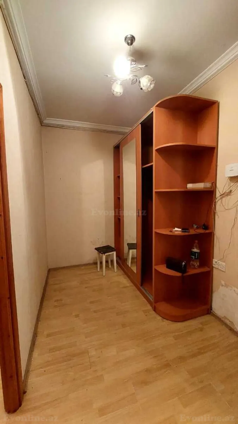 Satılır 2 otaqlı Mənzil Köhnə tikili 65 m² Nərimanov r. - şəkil 6