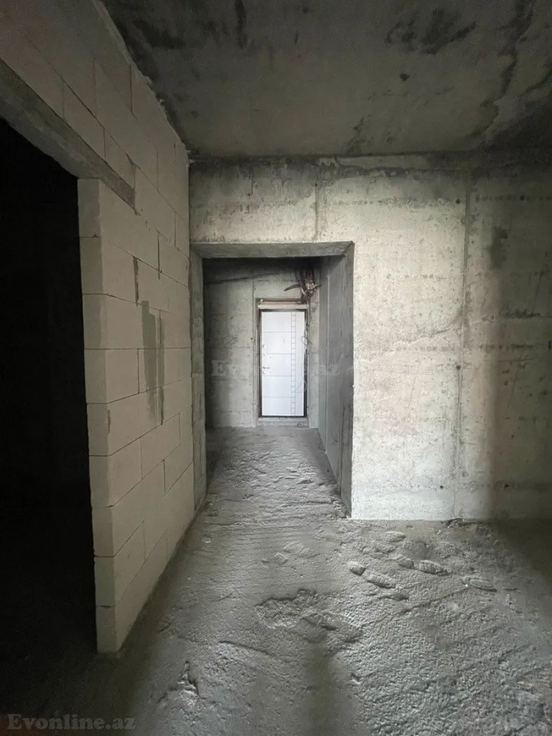 Satılır 3 otaqlı Mənzil Yeni tikili 90 m² Qara Qarayev m. - şəkil 4