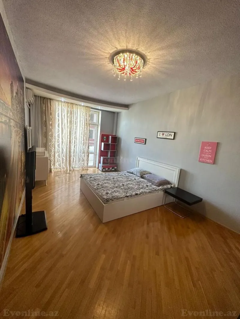 Kirayə verilir 3 otaqlı Mənzil Yeni tikili 130 m² 28 May m. - şəkil 6