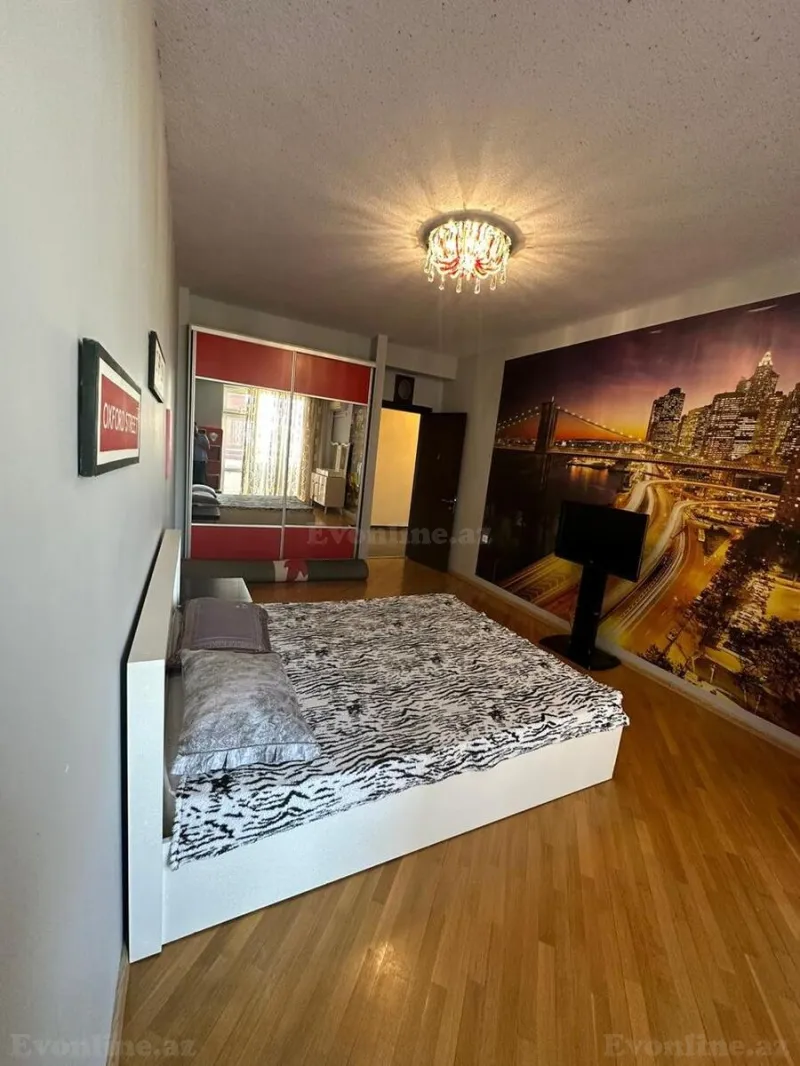 Kirayə verilir 3 otaqlı Mənzil Yeni tikili 130 m² 28 May m. - şəkil 8
