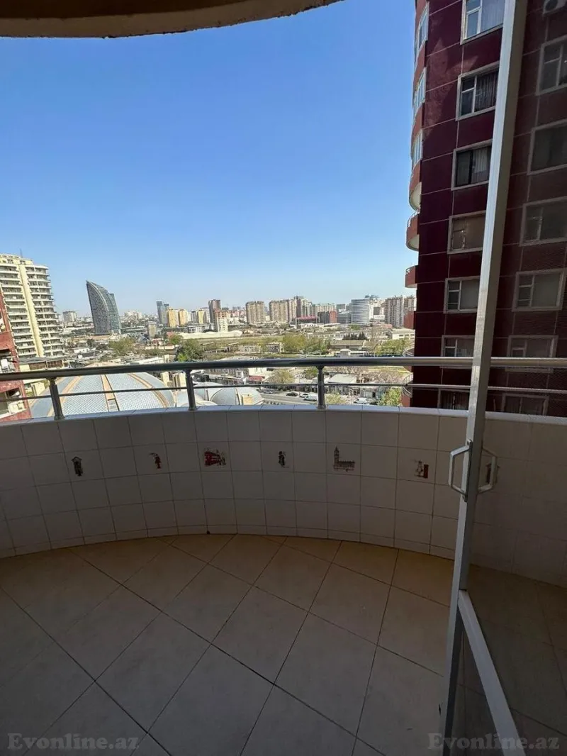 Kirayə verilir 3 otaqlı Mənzil Yeni tikili 130 m² 28 May m. - şəkil 10