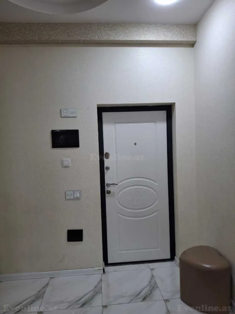 Kirayə verilir 3 otaqlı Mənzil Yeni tikili 130 m² 8-ci kilometr