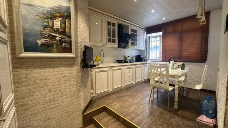 Satılır 3 otaqlı Mənzil Köhnə tikili 120 m² Sahil m. - şəkil 11