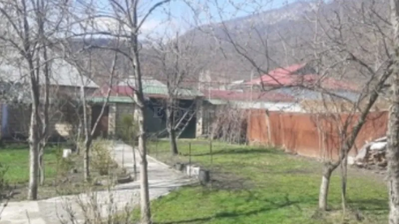 Torpaq Qəbələ Satılır