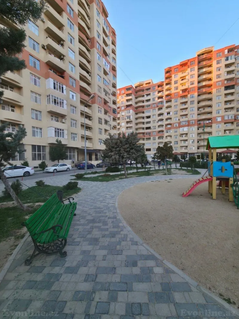 Satılır 3 otaqlı Mənzil Yeni tikili 120 m² Həzi Aslanov