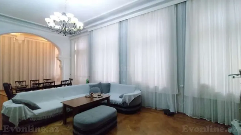 Satılır 4 otaqlı Mənzil Köhnə tikili 220 m² Sahil m. - şəkil 8