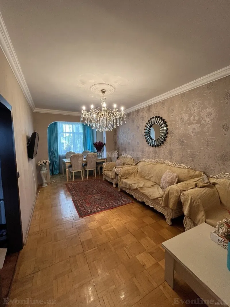 Kirayə verilir 3 otaqlı Mənzil Köhnə tikili 83 m² Memar Əcəmi m. - şəkil 2