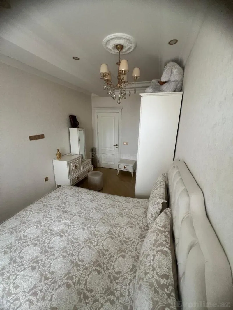 Satılır 3 otaqlı Mənzil Yeni tikili 90 m² Qara Qarayev m. - şəkil 7