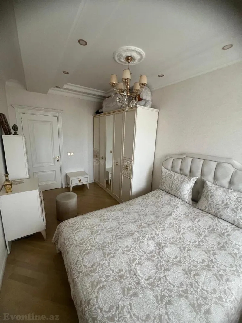 Satılır 3 otaqlı Mənzil Yeni tikili 90 m² Qara Qarayev m. - şəkil 8