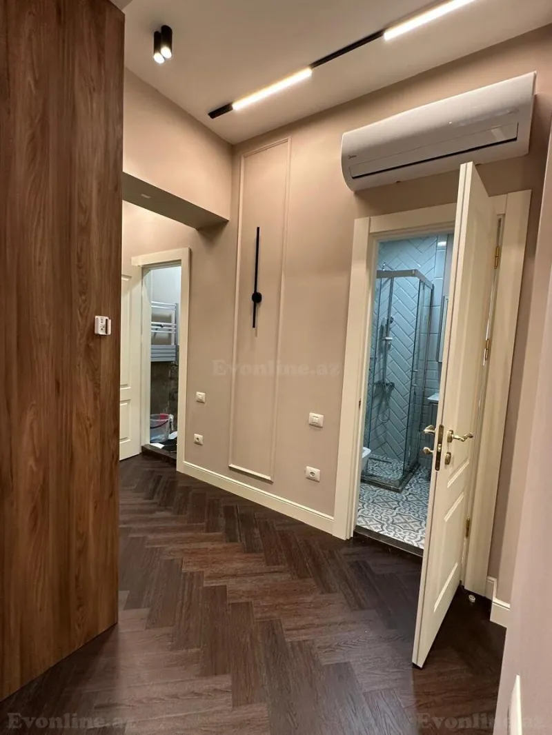 Kirayə verilir 3 otaqlı Mənzil Yeni tikili 100 m² Sahil m. - şəkil 8