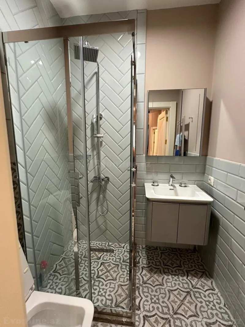 Kirayə verilir 3 otaqlı Mənzil Yeni tikili 100 m² Sahil m. - şəkil 13