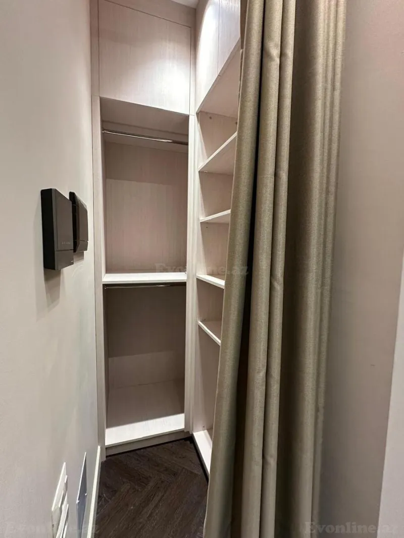 Kirayə verilir 3 otaqlı Mənzil Yeni tikili 100 m² Sahil m. - şəkil 17