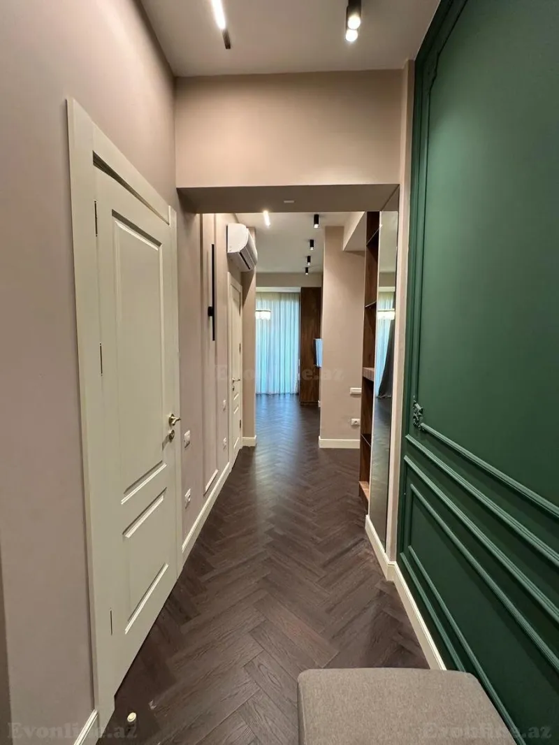 Kirayə verilir 3 otaqlı Mənzil Yeni tikili 100 m² Sahil m. - şəkil 18
