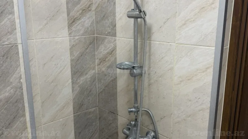 Kirayə verilir 3 otaqlı Mənzil Köhnə tikili 85 m² Yasamal - şəkil 2