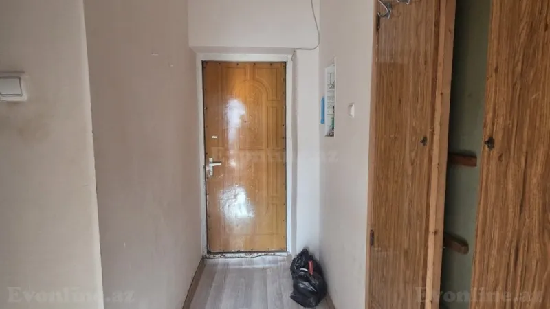 Bakı, Nizami r., 8-ci kilometrda 1 otaqlı mənzil satılır