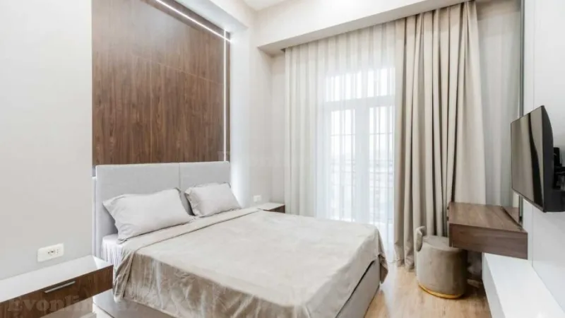 Kirayə verilir 3 otaqlı Mənzil Yeni tikili 130 m² Xətai r. - şəkil 5