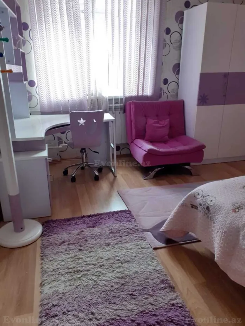 Kirayə verilir 3 otaqlı Mənzil Köhnə tikili 65 m² 8 Noyabr m.