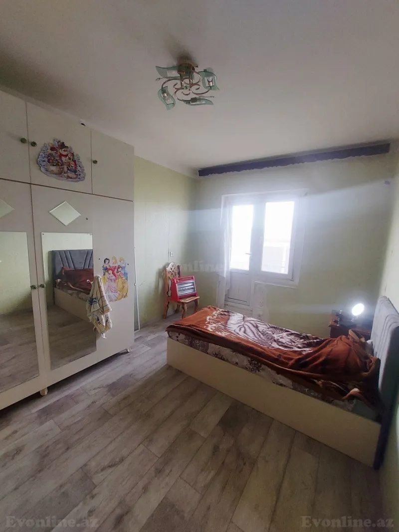 Kirayə verilir 4 otaqlı Mənzil Köhnə tikili 110 m² Qaraçuxur - şəkil 8