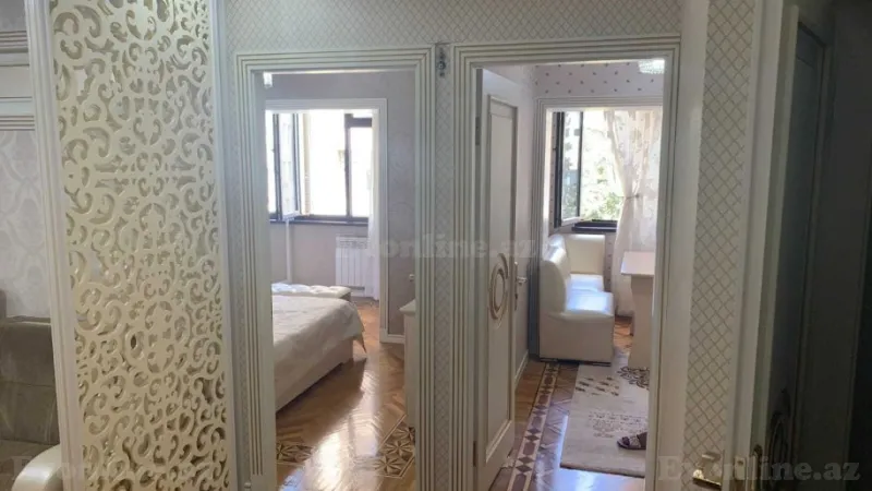 Kirayə verilir 2 otaqlı Mənzil Köhnə tikili 62 m² 28 May m.