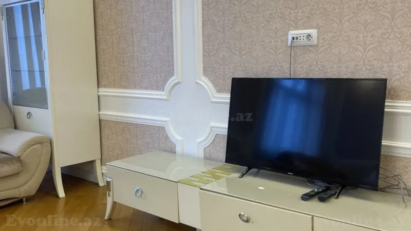 Kirayə verilir 4 otaqlı Mənzil Yeni tikili 170 m² Nərimanov r. - şəkil 8