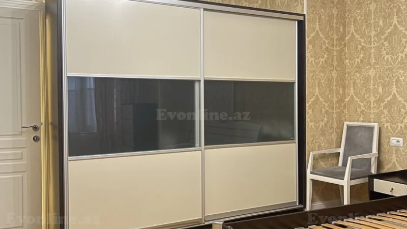 Kirayə verilir 4 otaqlı Mənzil Yeni tikili 170 m² Nərimanov r. - şəkil 17