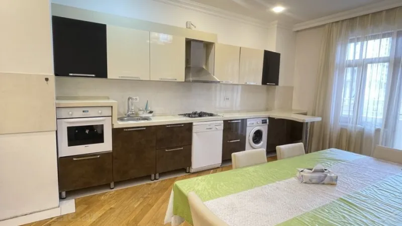Kirayə verilir 4 otaqlı Mənzil Yeni tikili 170 m² Nərimanov r. - şəkil 29