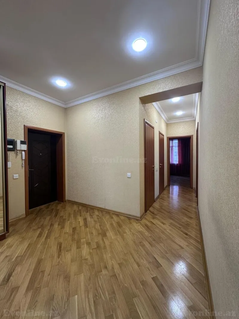 Kirayə verilir 3 otaqlı Mənzil Yeni tikili 130 m² Xətai m. - şəkil 10