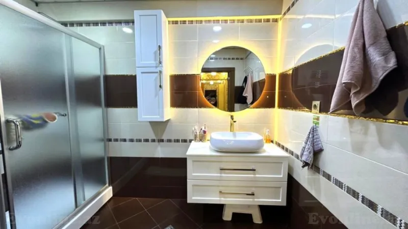 Satılır 3 otaqlı Mənzil Yeni tikili 130 m² Nəriman Nərimanov m. - şəkil 8