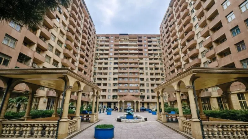 Satılır 4 otaqlı Mənzil Yeni tikili 155 m² 28 May m. - şəkil 2