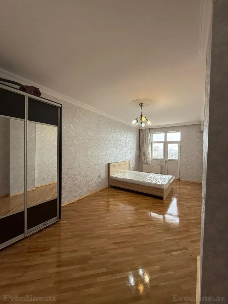 Kirayə verilir 3 otaqlı Mənzil Yeni tikili 120 m² İnşaatçılar m. - şəkil 8