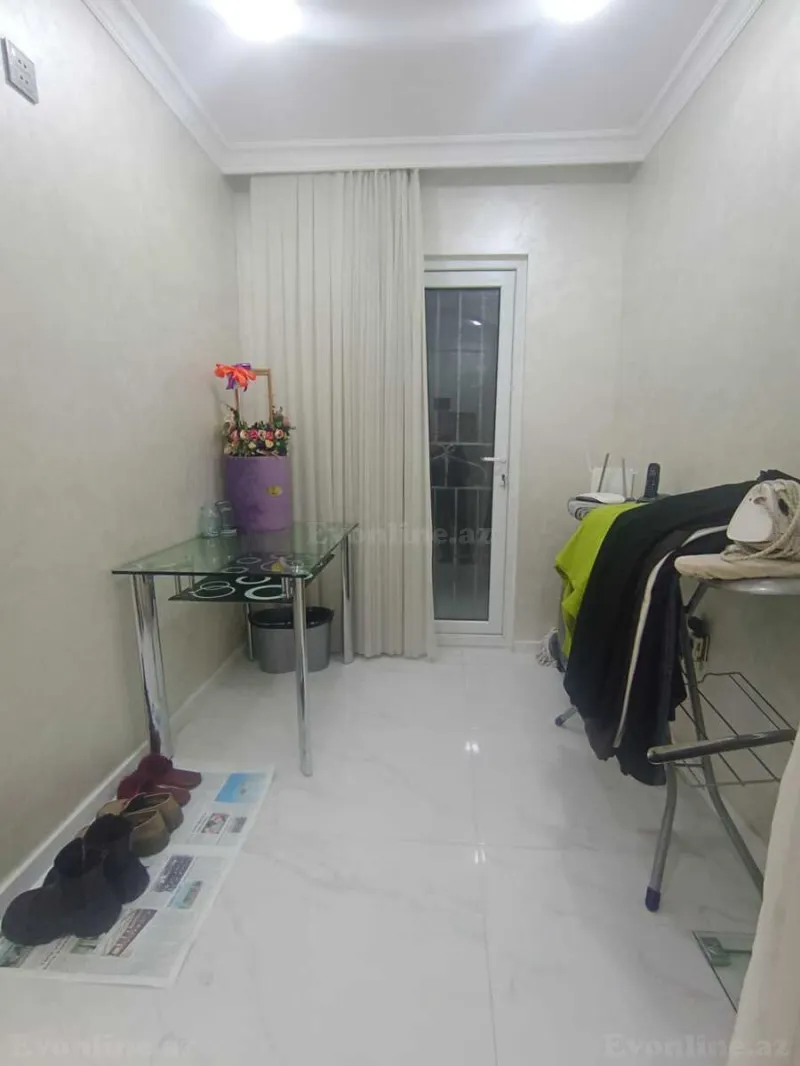 Satılır 2 otaqlı Mənzil Köhnə tikili 67 m² Nərimanov r.