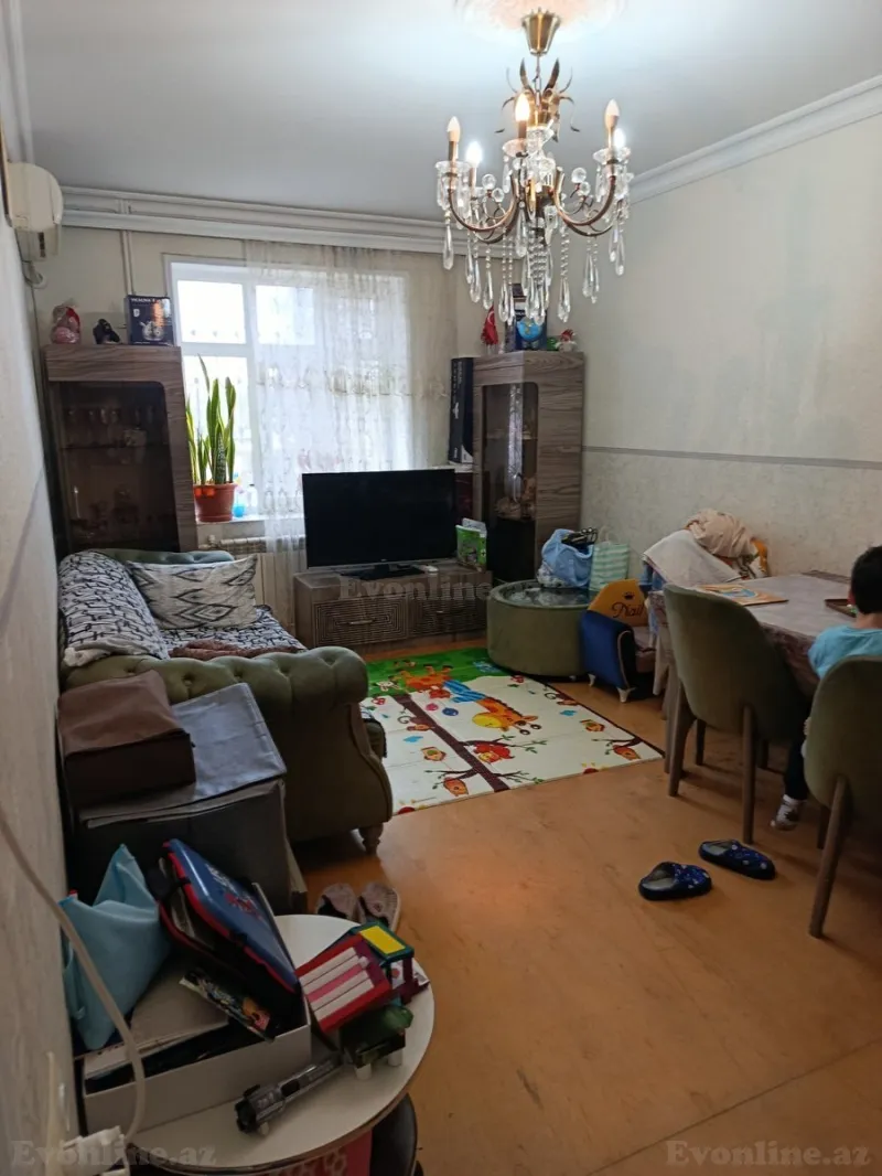 Satılır 3 otaqlı Mənzil Köhnə tikili 78 m² Həzi Aslanov