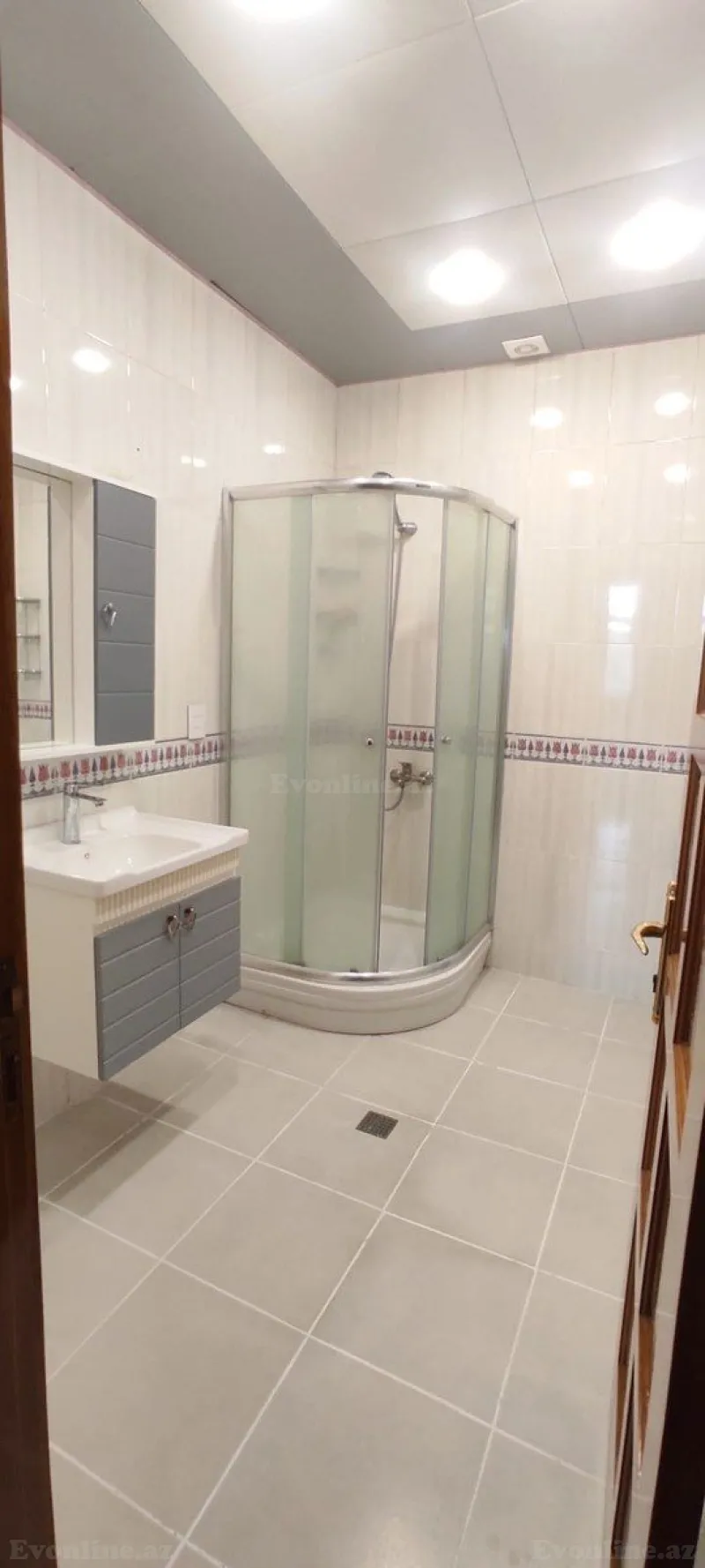 Satılır 3 otaqlı Mənzil Yeni tikili 145 m² 28 May m. - şəkil 11