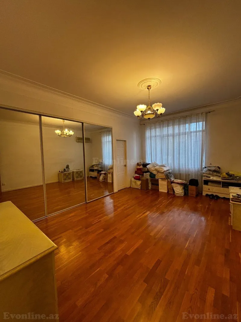 Satılır 4 otaqlı Mənzil Yeni tikili 170 m² 28 May m. - şəkil 10