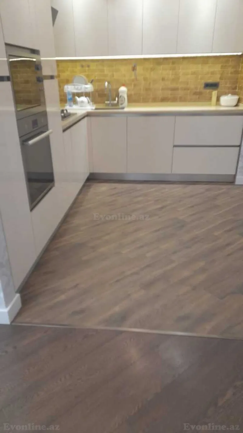 Satılır 4 otaqlı Mənzil Köhnə tikili 110 m² Həzi Aslanov m. - şəkil 6