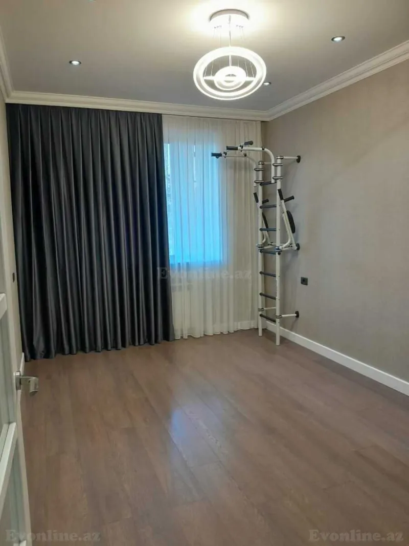 Satılır 4 otaqlı Mənzil Köhnə tikili 110 m² Həzi Aslanov m. - şəkil 9