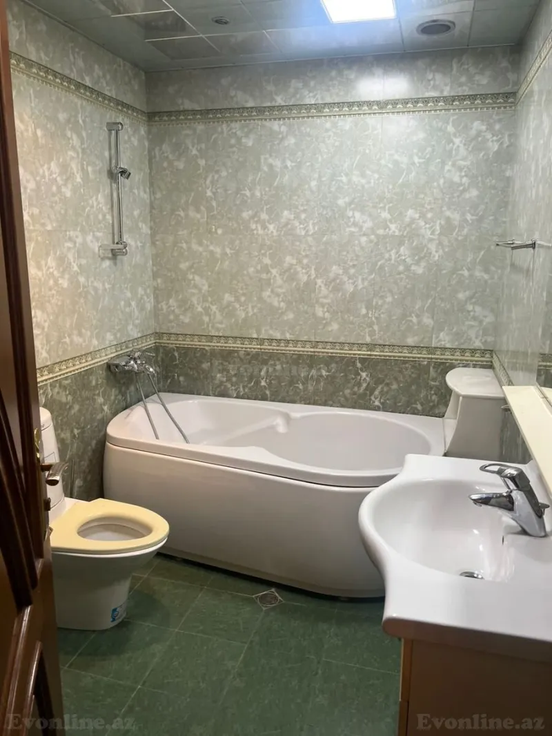 Kirayə verilir 5 otaqlı Mənzil Yeni tikili 190 m² Nəriman Nərimanov m. - şəkil 14