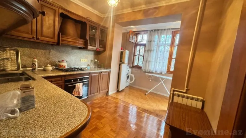 Satılır 3 otaqlı Mənzil Köhnə tikili 70 m² Xalqlar Dostluğu m. - şəkil 5