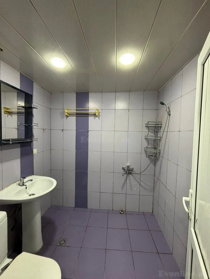 Kirayə verilir 3 otaqlı Mənzil Köhnə tikili 70 m² Yasamal - şəkil 9