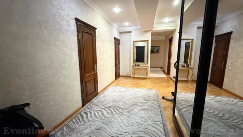 Satılır 3 otaqlı Mənzil Yeni tikili 120 m² İnşaatçılar m. - şəkil 9