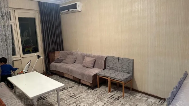 Satılır 3 otaqlı Mənzil Köhnə tikili 70 m² Hövsan