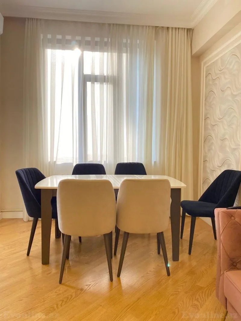 Kirayə verilir 2 otaqlı Mənzil Yeni tikili 65 m² Gənclik m. - şəkil 4