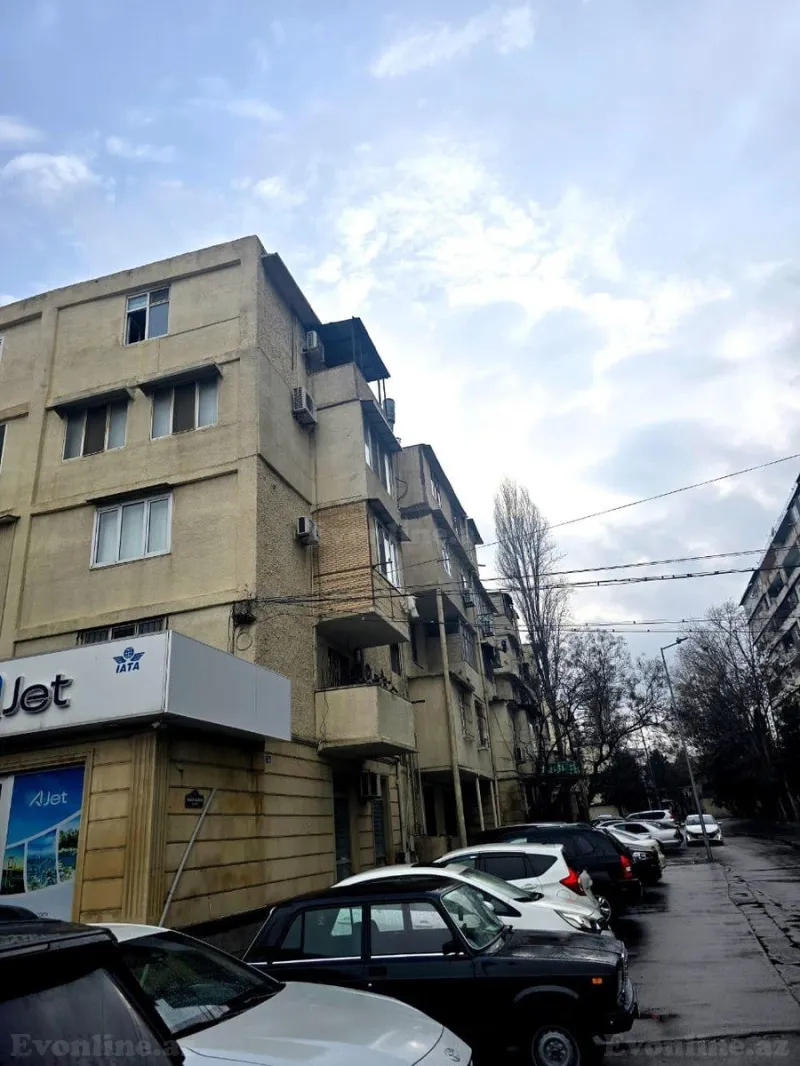 Satılır 1 otaqlı Mənzil Köhnə tikili 35 m² Gənclik m.