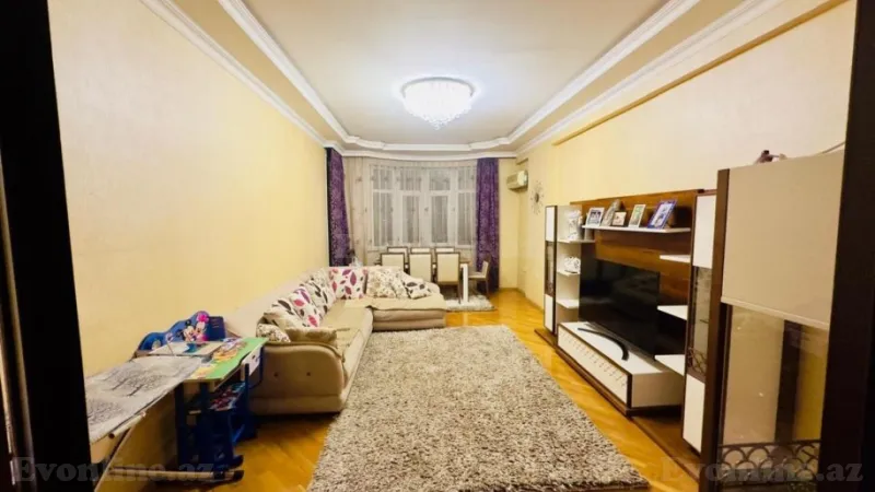 Satılır 3 otaqlı Mənzil Yeni tikili 130 m² 3-cü mikrorayon