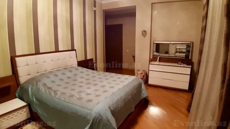 Satılır 3 otaqlı Mənzil Yeni tikili 130 m² 3-cü mikrorayon - şəkil 5