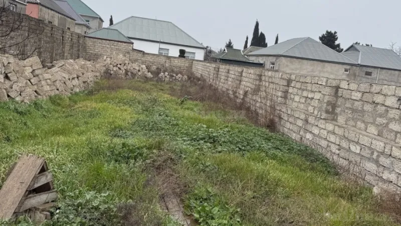 Bakı, Xəzər r., Buzovnada torpaq satılır