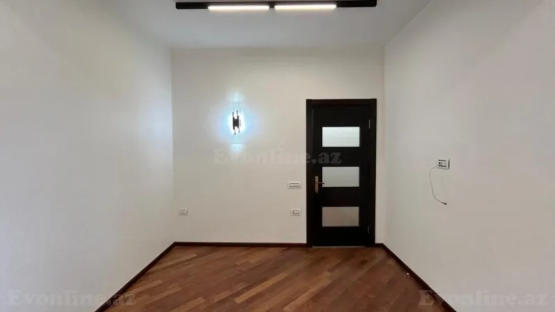 Satılır 4 otaqlı Mənzil Yeni tikili 130 m² Xətai m. - şəkil 12